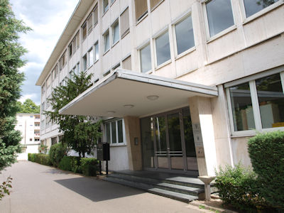 Das Bild zeigt das Gebäude des Landesarbeitsgerichts in Mannheim